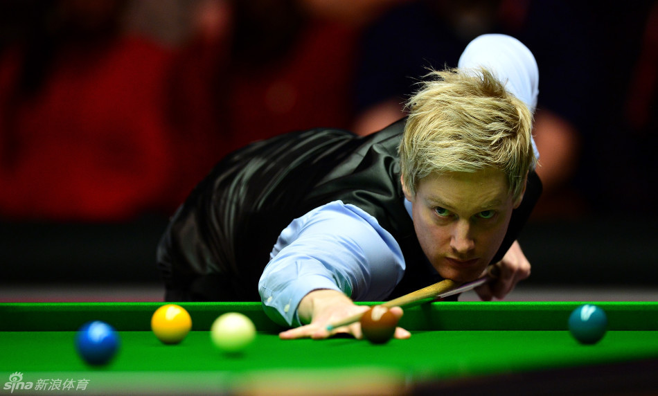 某位前锋以 某位前锋以